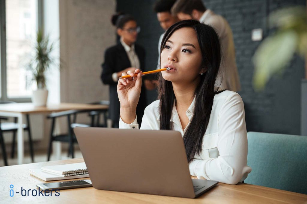 critical thinking in hr